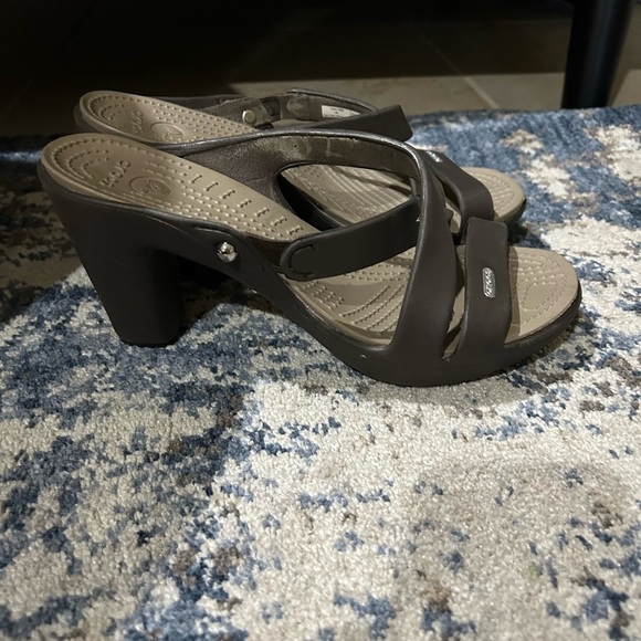 Crocs Brown Cyprus IV Open Toe Heels Size 8 - Picture 1 of 9